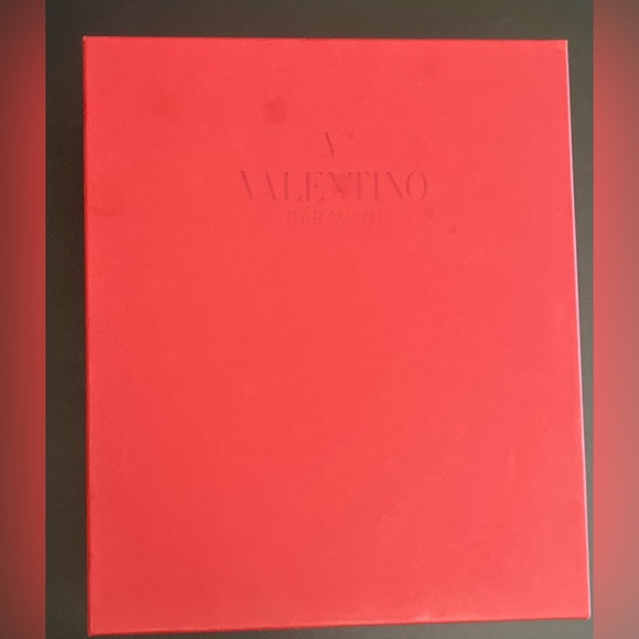 Valentino Garavani GOLD ON GOLD Wrap Around Sandal/Heel - Picture 8 of 9